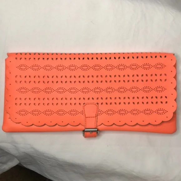 AMERICAN EAGLE OUTFITTERS bright fluorescent Orange clutch bag. - Picture 1 of 10